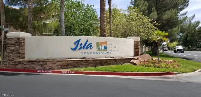 MLS: 2299440 Condo For Sale