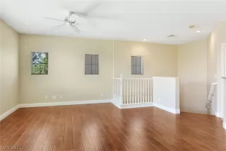 Photo #1: 2299461 Listing 