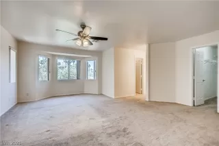 Photo #5: 2299472 Listing