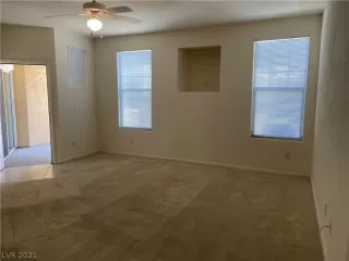 Photo #5: 2299476 Listing 