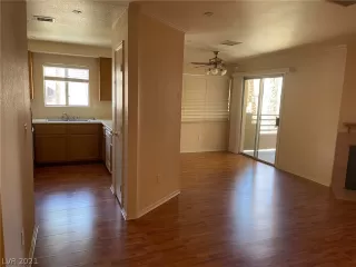 Photo #2: 2299506 Listing 