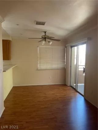 Photo #3: 2299506 Listing 