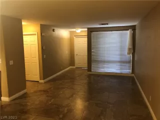 Photo #2: 2299521 Listing 