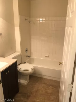 Photo #4: 2299521 Listing 