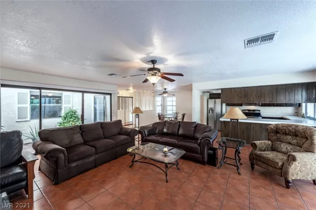 MLS: 2299548 Condo For Sale