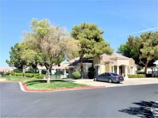 Photo #4: 2299592 Listing 