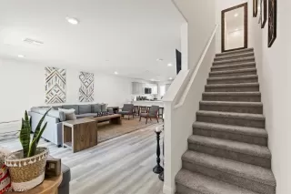 Photo #1: 2299683 Listing