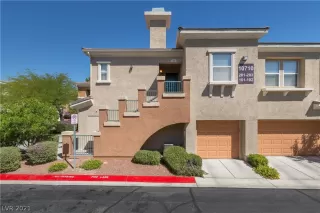 Photo #1: 2299725 Listing