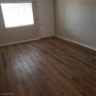 Photo #2: 2299737 Listing 