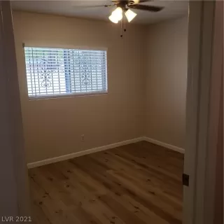 Photo #4: 2299737 Listing 