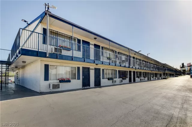 MLS: 2299777 Condo For Sale