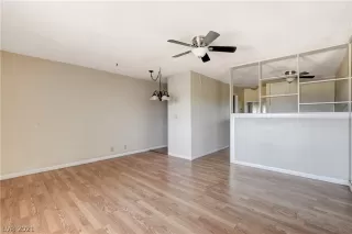 Photo #5: 2299777 Listing 
