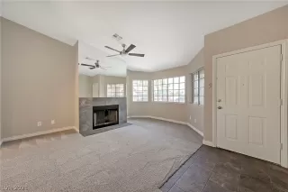 Photo #1: 2299842 Listing