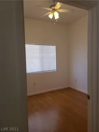 Photo #6: 2299860 Listing