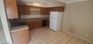 Photo #3: 2299877 Listing 