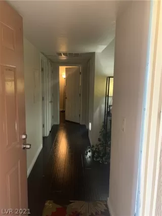 Photo #5: 2299976 Listing 