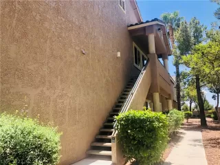 Photo #4: 2299980 Listing 