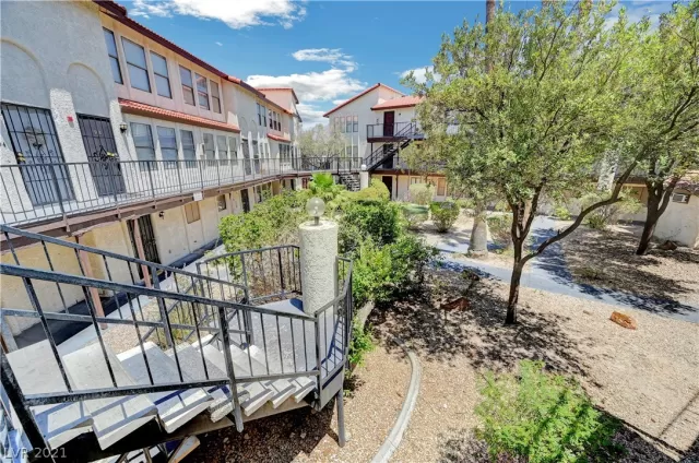 MLS: 2299986 Condo For Sale