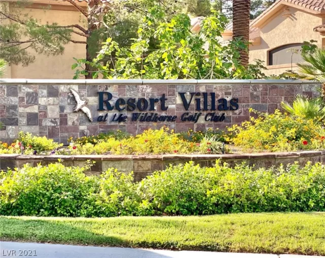 MLS: 2299987 Condo For Sale