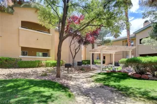 Photo #4: 2300004 Listing 