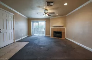 Photo #3: 2300011 Listing