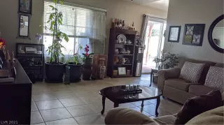 Photo #4: 2300017 Listing 