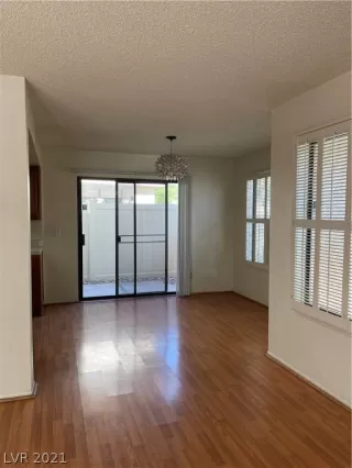 Photo #1: 2300026 Listing