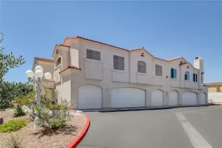 Photo #3: 2300031 Listing 