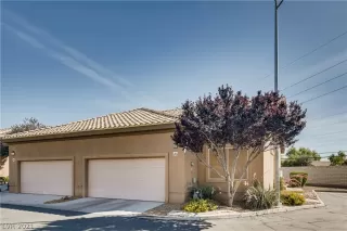 Photo #1: 2300061 Listing 