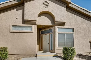 Photo #2: 2300061 Listing 