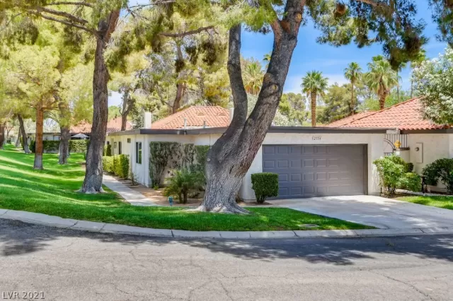 MLS: 2300073 Condo For Sale