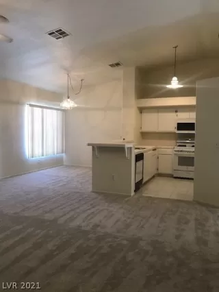 Photo #2: 2300117 Listing 