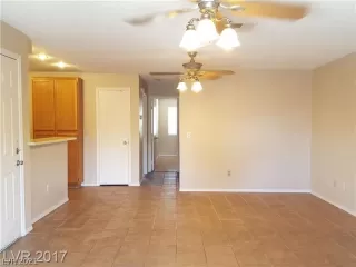 Photo #4: 2300121 Listing