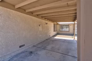 Photo #2: 2300190 Listing 