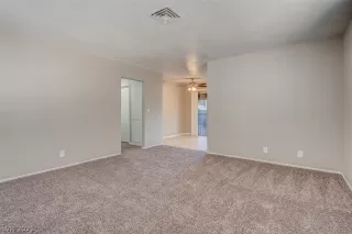 Photo #6: 2300190 Listing 