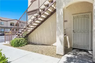 Photo #1: 2300237 Listing 