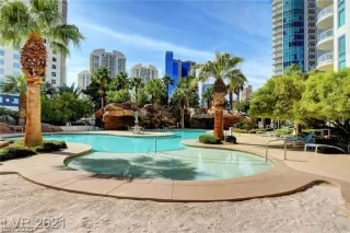 Photo #4: 2300275 Listing