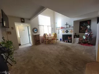 Photo #2: 2300288 Listing