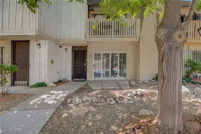 MLS: 2300303 Condo For Sale