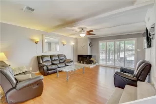 Photo #2: 2300303 Listing