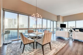 Photo #2: 2300317 Listing