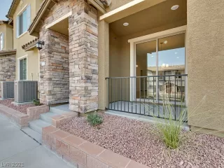 Photo #1: 2300354 Listing