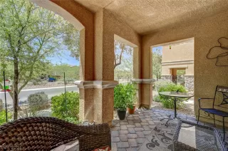 Photo #4: 2300371 Listing