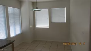 Photo #3: 2300419 Listing 