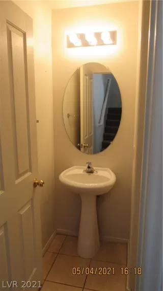 Photo #4: 2300419 Listing 