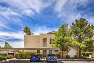 Photo #1: 2300566 Listing 