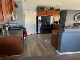 Photo #4: 2300594 Listing 