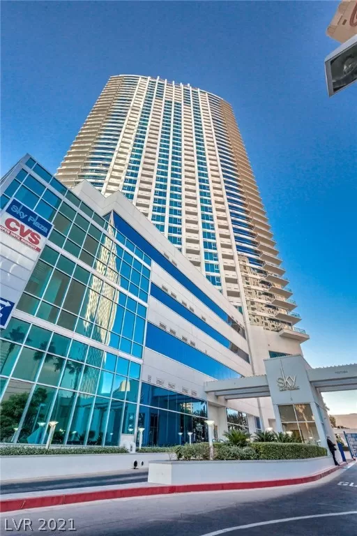 MLS: 2300597 Condo For Sale