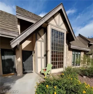 Photo #1: 2300601 Listing 