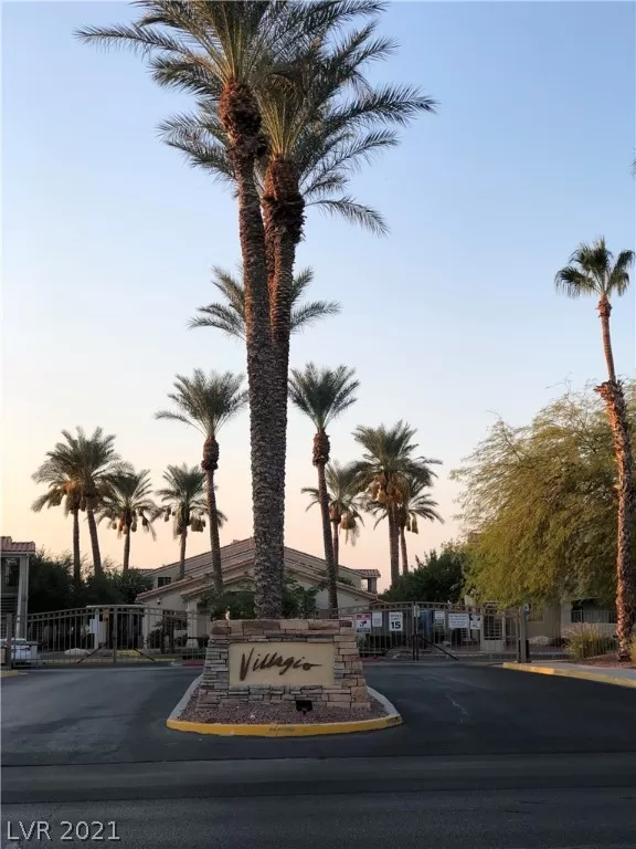 MLS: 2300629 Condo For Sale